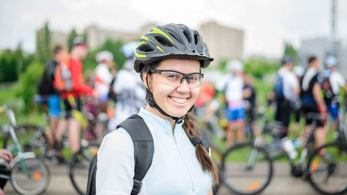 Bild einer jugendlichen Rennradfahrer